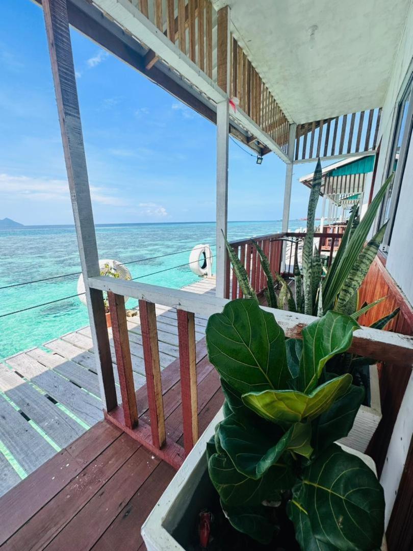 Bihing Angan Water Chalet Semporna Exterior photo